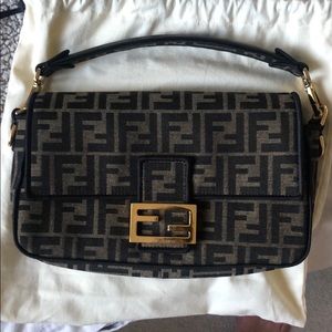 LIke new Fendi shoulder bag/baguette tobacco brown
